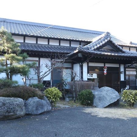Отель Minshuku Shiroyama Taketa Экстерьер фото